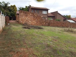 621 m² Land available in Erasmuskloof