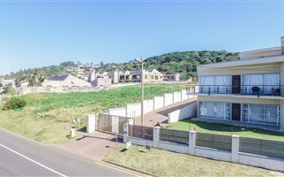 3 Bedroom Simplex in La Mercy