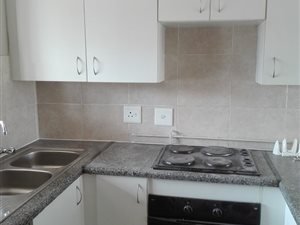 2 Bedroom Townhouse in Wilgeheuwel