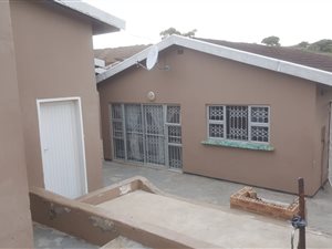 3 Bed House in Brookdale