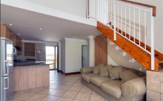 3 Bedroom Apartment in Sunninghill