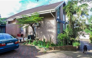 3 Bedroom House in Woodgrange
