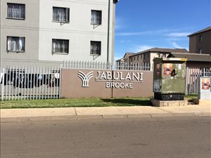 2 Bed Apartment in Jabulani