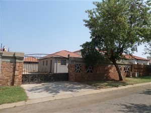 2 Bed House in Alveda