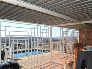 3 Bed House in Noordheuwel