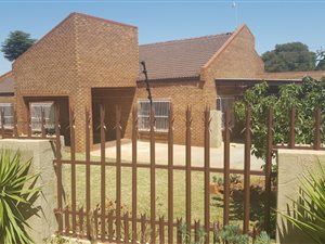 3 Bedroom House in Hillshaven