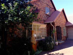 4 Bedroom House in Lakefield