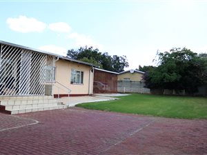 3 Bed House in Mackenzie Park