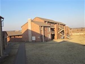 2 Bedroom Townhouse in Eco Park