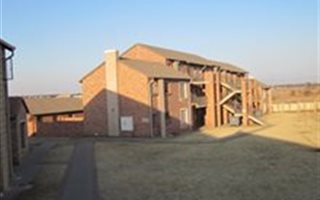 2 Bedroom Townhouse in Eco Park