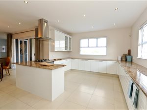 4 Bed Cluster in Rivonia