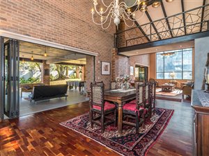 4 Bed House in Craighall Park
