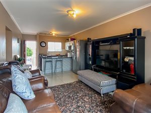 3 Bed Apartment in Parklands