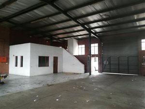 250 m² Industrial space in Rossburgh