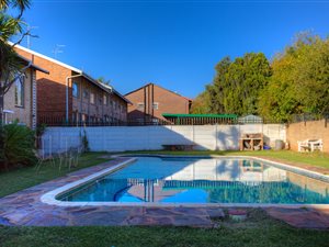 1000 m² Commercial space in Windsor West