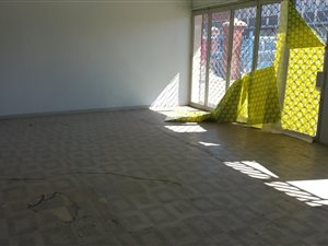 1350 m² Industrial space in Benrose