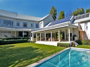 5 Bed House in Craighall Park