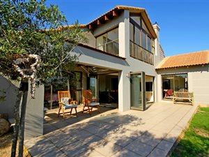 4 Bed House in Langebaan Country Estate