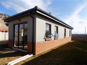 2 Bed House in Leopards Rest Security Estate