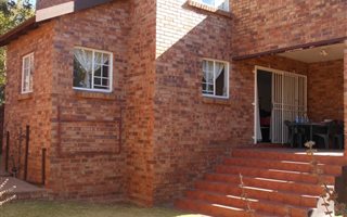 3 Bedroom Duplex in Sundowner