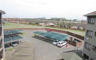 2 Bedroom Apartment in Arboretum