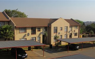 3 Bedroom Townhouse in Lindhaven