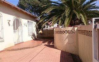 3 Bedroom House in Newlands