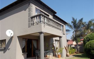 3 Bedroom House in Willowbrook