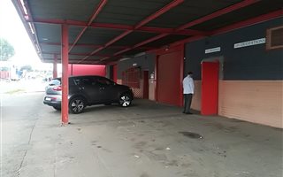 600 m² Industrial space in Newlands