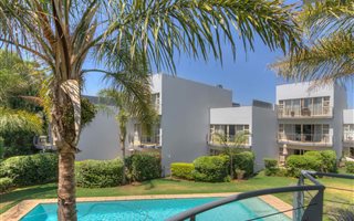 3 Bedroom Apartment in Oaklands