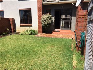 2 Bedroom Duplex in Mooikloof Ridge