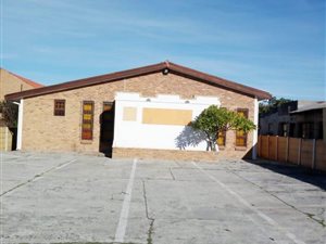 260 m² Commercial space in Blue Downs