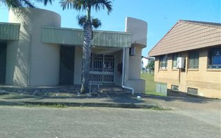83 m² Commercial space in Meerensee