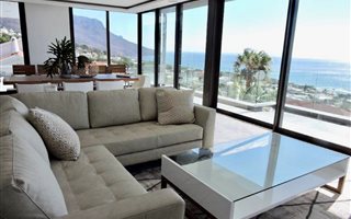 3 Bedroom House in Camps Bay
