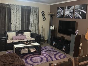 3 Bed Townhouse in Birchleigh