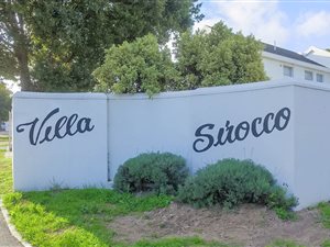 2 Bed Townhouse in Tableview