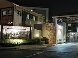 1 Bed Apartment in Sunninghill