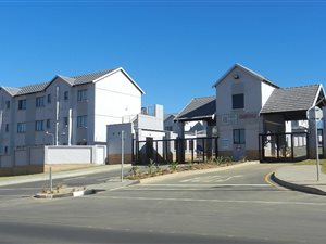 1 Bedroom Apartment in Halfway Gardens