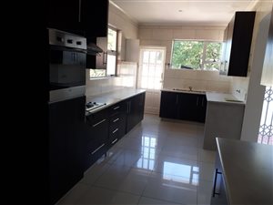 4 Bed House in Morningside Manor