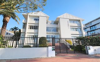 Studio Apartment in Green Point
