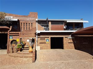 1215 m² Industrial space in Booysens