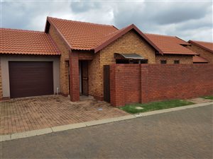2 Bed Townhouse in Willow Park Manor