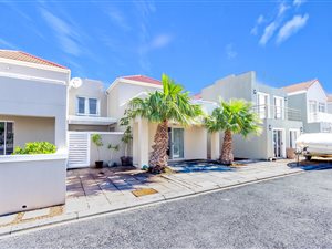 3 Bed House in Harbour Island
