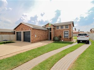 3 Bed House in Visagie Park