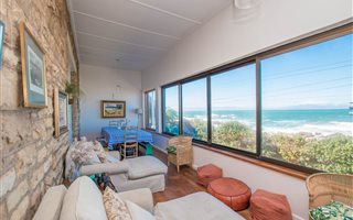 5 Bedroom House in Kalk Bay