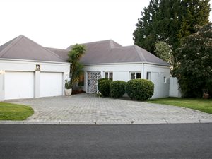 4 Bed House in Vergesig