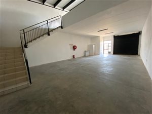 194 m² Industrial space in Spartan