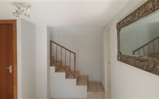 100 m² Office Space in Isandovale
