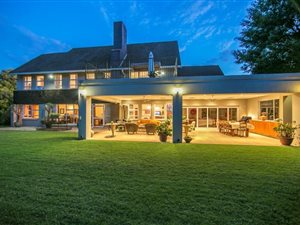 4 Bed House in Birdhaven