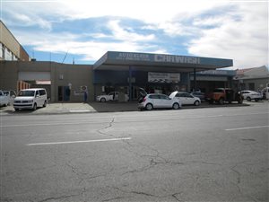 998 m² Commercial space in Kroonstad